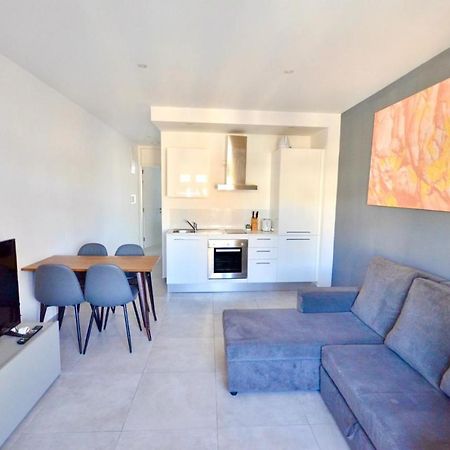 Wonderful Apartment Next To The Sea Gzira Exterior photo
